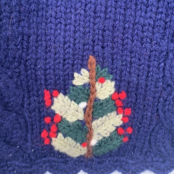 Vintage Belle Pointe Christmas Sweater 100% Wool Santa Claus Embroidered Size M - Picture 5 of 7